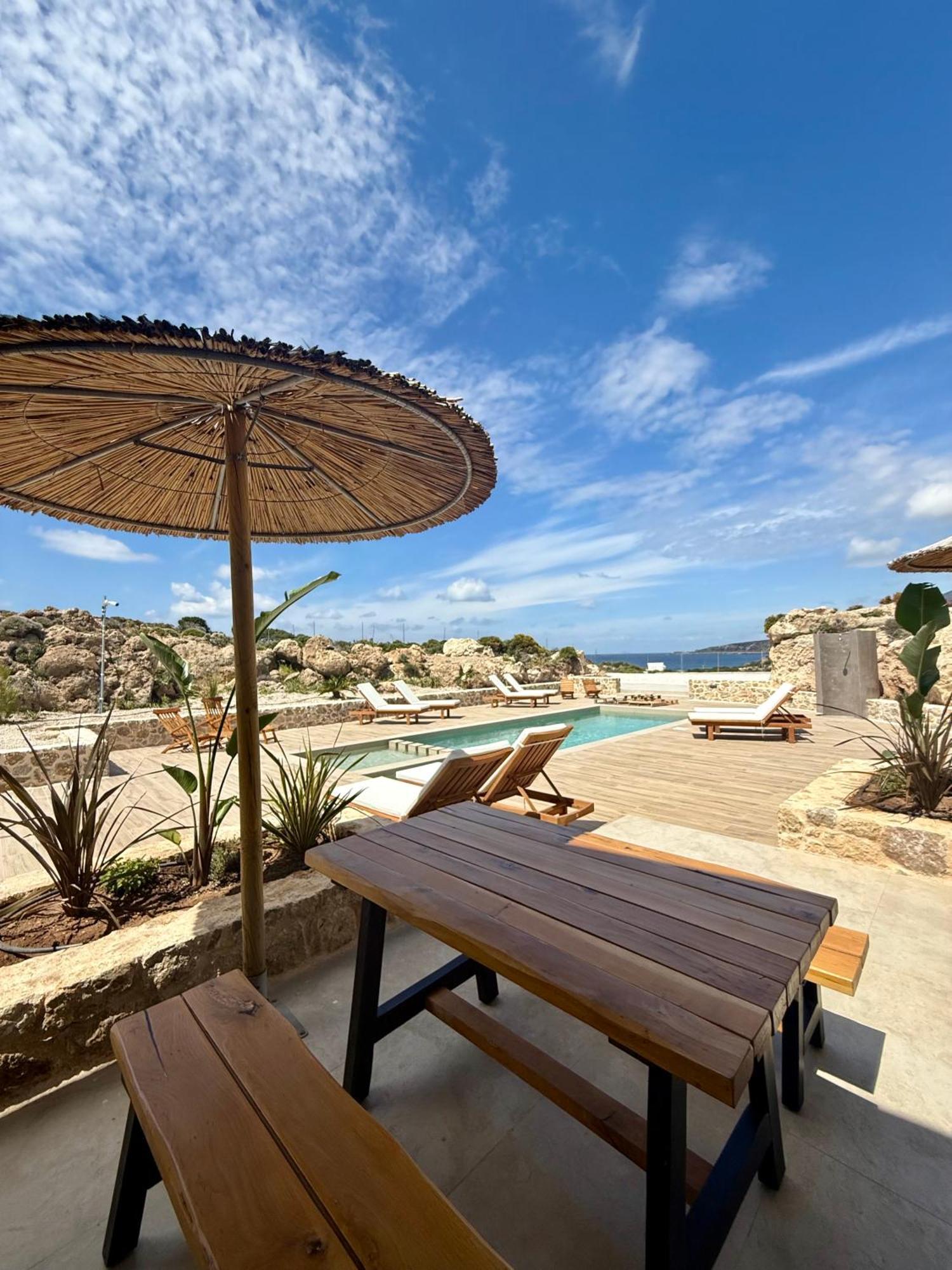 Cove Elafonisi Apartments Agios Pandeleimon  Exteriör bild